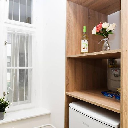 Very Central Apartment Close To Basilica Budapest Ngoại thất bức ảnh