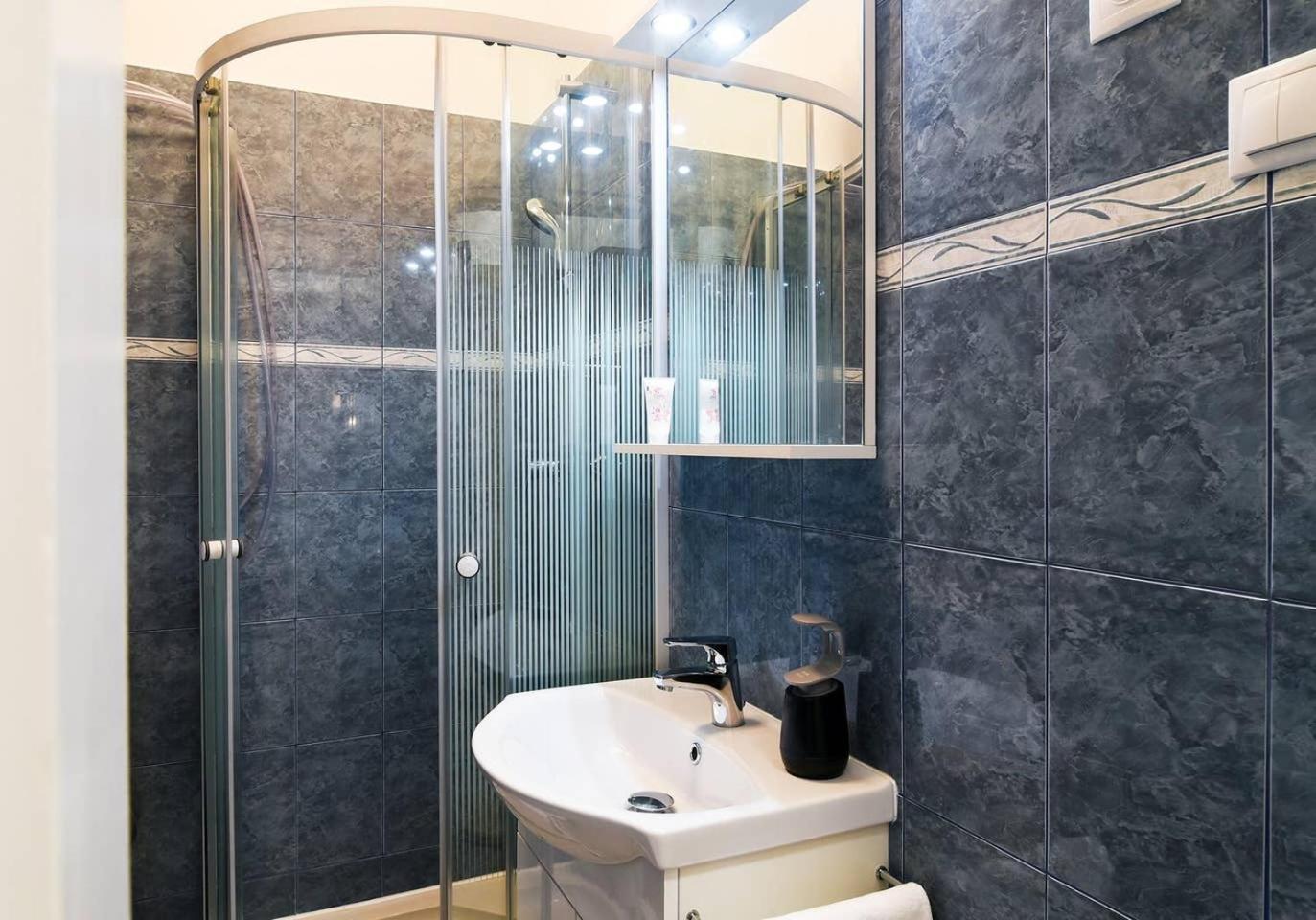 Very Central Apartment Close To Basilica Budapest Ngoại thất bức ảnh